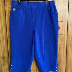 Quacker Factory Blue Capris with Rhinestone Detail